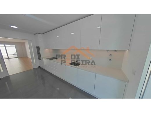 Luxe woning in Odivelas, Distrito de Lisboa