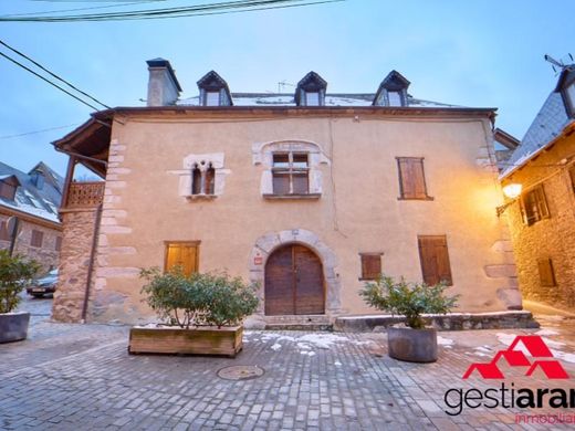Casa di lusso a Vielha e Mijaran, Província de Lleida