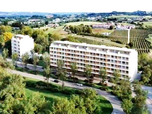 Apartment / Etagenwohnung in Alcobaça, Distrito de Leiria
