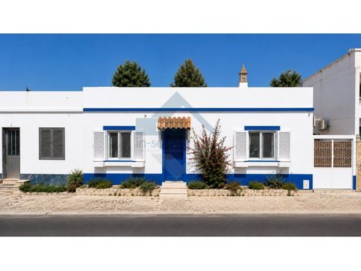 Semidetached House in Olhão, Distrito de Faro
