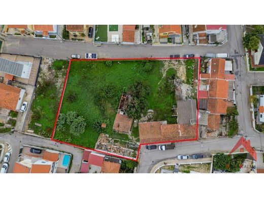 Αγροτεμάχιο σε Charneca de Caparica, Almada