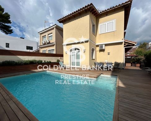 Casa de lujo en Castelldefels, Provincia de Barcelona