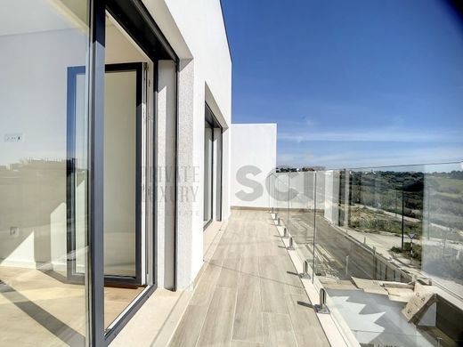 Luxury home in Almada, Distrito de Setúbal