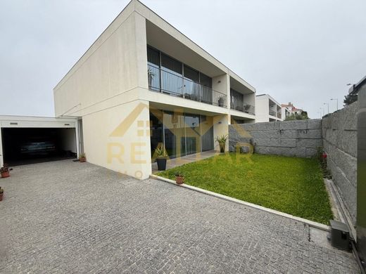 Luxe woning in Póvoa de Varzim, Distrito do Porto