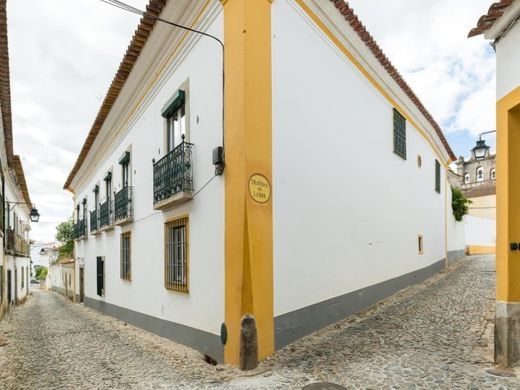 Einfamilienhaus in Évora, Distrito de Évora