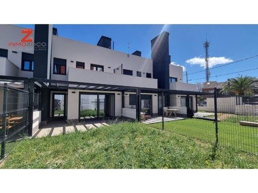 Villa multifamiliale à Las Rozas de Madrid, Province de Madrid