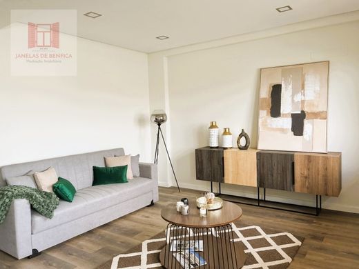Apartment / Etagenwohnung in Lissabon, Lisbon