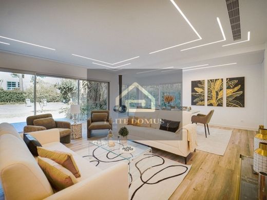 Luksusowy dom w Charneca de Caparica, Almada