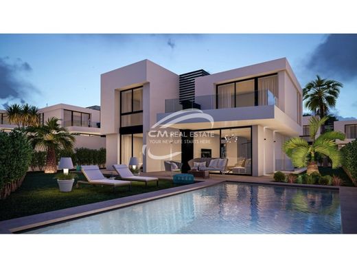 Villa en la Nucia, Provincia de Alicante