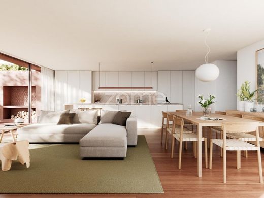 豪宅  加亚新城
, Vila Nova de Gaia