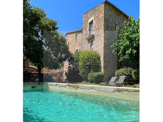 Villa a Vilademuls, Girona