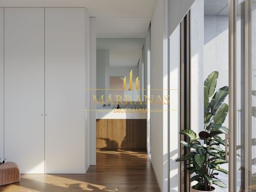 Semidetached House in Vila Nova de Gaia, Distrito do Porto