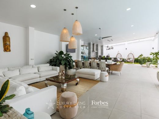 Πολυτελή κατοικία σε Escazú, Provincia de San José