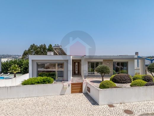 Casa en Caldas da Rainha, Leiria