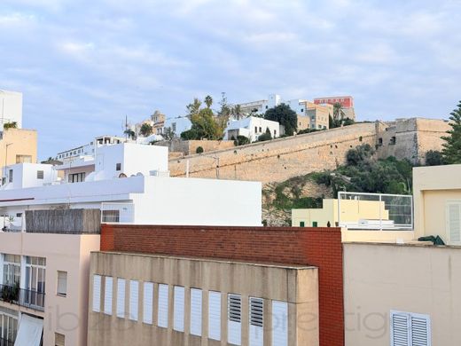 Apartment / Etagenwohnung in Ibiza, Balearen Inseln