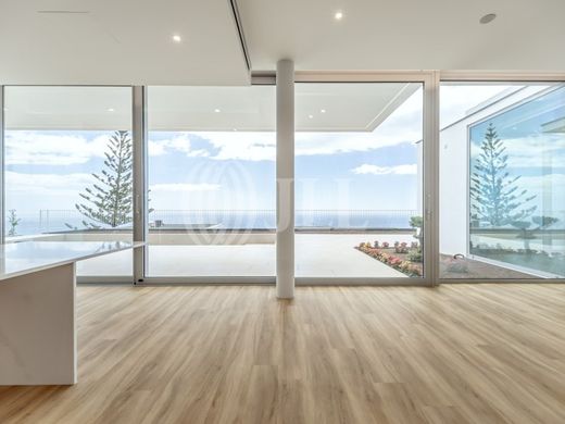 호화 저택 / Calheta, Madeira