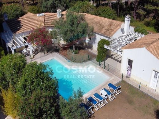 Luxury home in Aljezur, Distrito de Faro