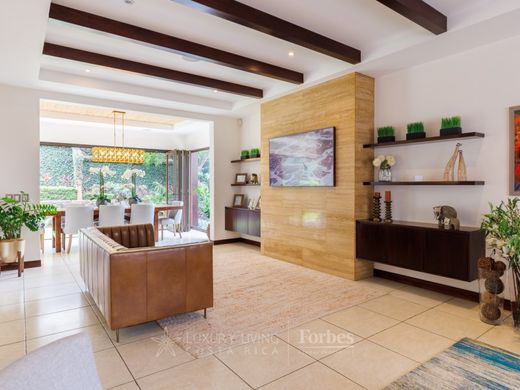 호화 저택 / Escazú, Provincia de San José