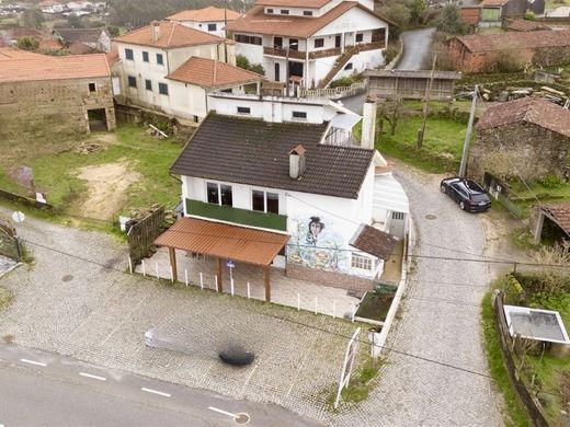 Luxury home in Oliveira de Frades, Distrito de Viseu