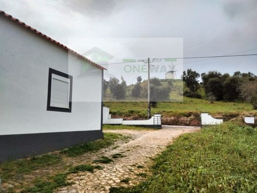 토지 / Mafra, Distrito de Lisboa