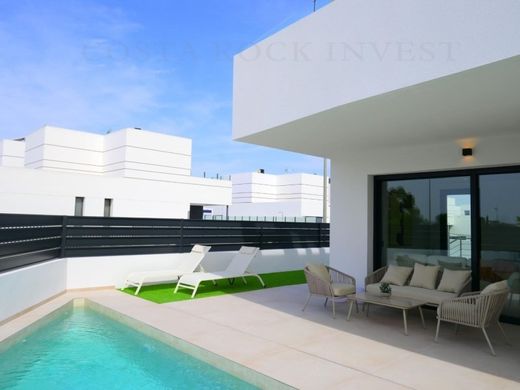 Villa à Dolores, Alicante