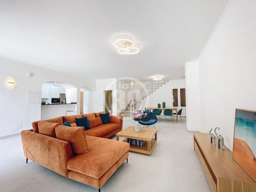 Villa multifamiliale à Albufeira, Distrito de Faro