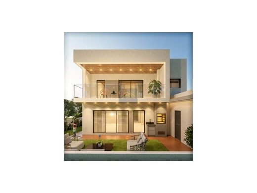 Dom jednorodzinny w Seixal, Distrito de Setúbal