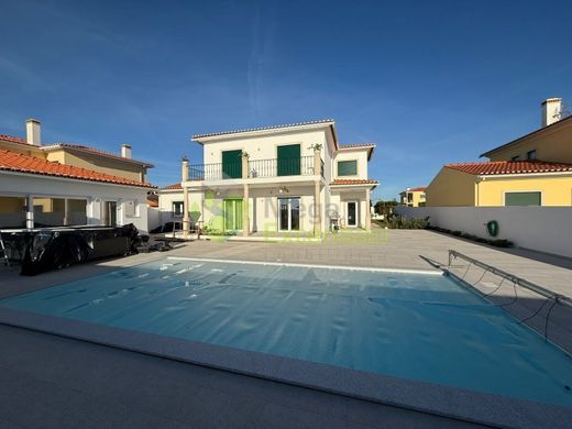 Luxe woning in Cadaval, Distrito de Lisboa