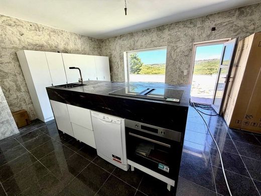 Detached House in Sintra, Lisbon