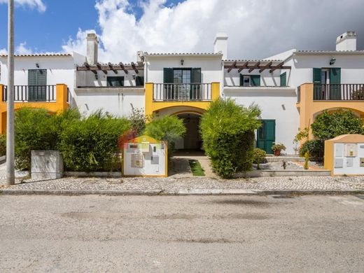Semidetached House in Barreiro, Distrito de Setúbal