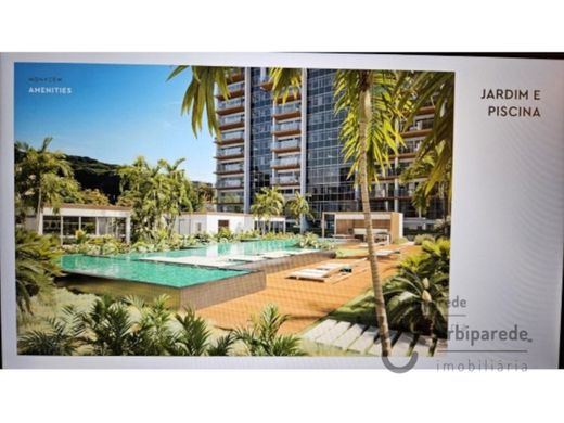 Apartment / Etagenwohnung in Oeiras, Lissabon