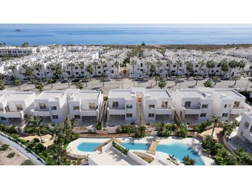 Luxe woning in Pulpí, Almería