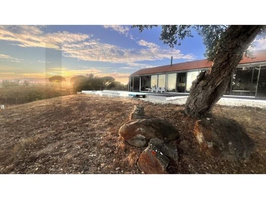 منزل ﻓﻲ Santiago do Cacém, Distrito de Setúbal