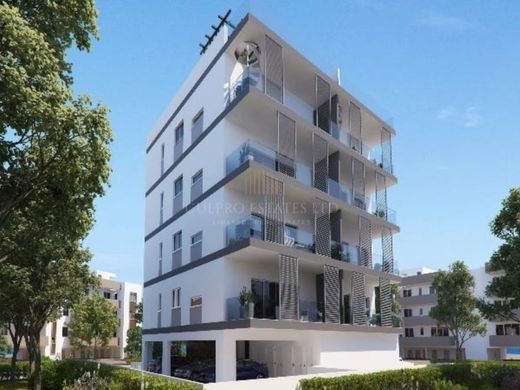 Apartament w Neapoli, Lemesós