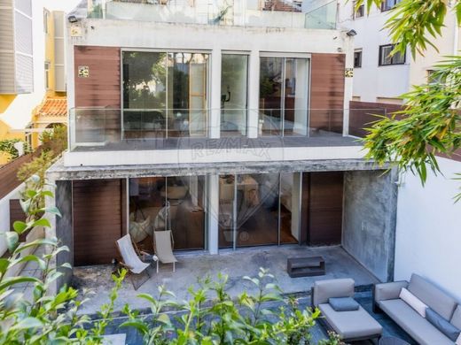 Luxury home in Lisbon