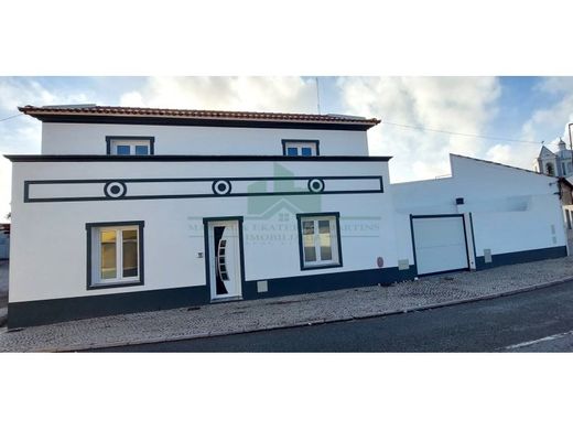 Mehrfamilienhaus in Castro Marim, Distrito de Faro