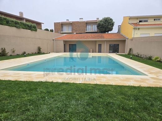 호화 저택 / 빌라노바드가이아
, Vila Nova de Gaia