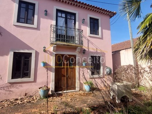 Farm in Vila Nova de Ourém, Ourém