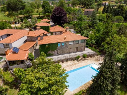 Casa de luxo - Felgueiras, Porto