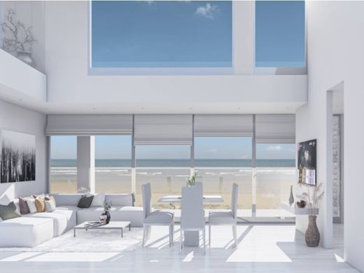 Apartment in Denia, Alicante