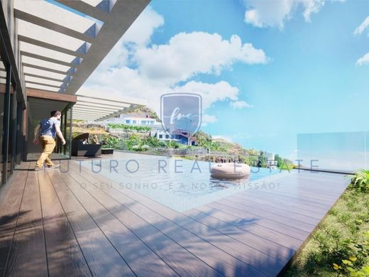 Luxury home in Calheta, Madeira