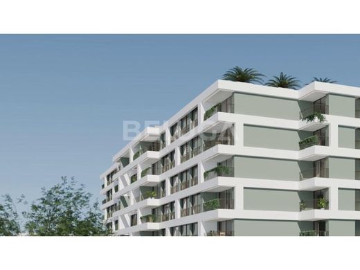 Apartment / Etagenwohnung in Funchal, Madeira