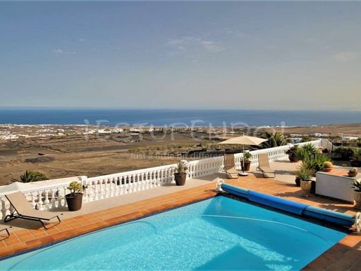 Villa in Tías, Provincia de Las Palmas