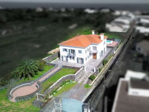 Luxury home in Ponta Delgada, Azores