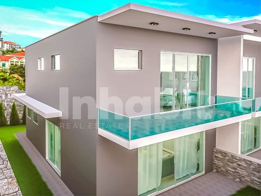 Santa Cruz, Madeiraの高級住宅