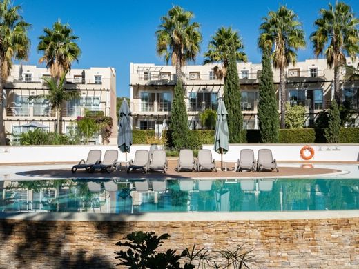 ローレ, Louléのマルチファミリーヴィラ