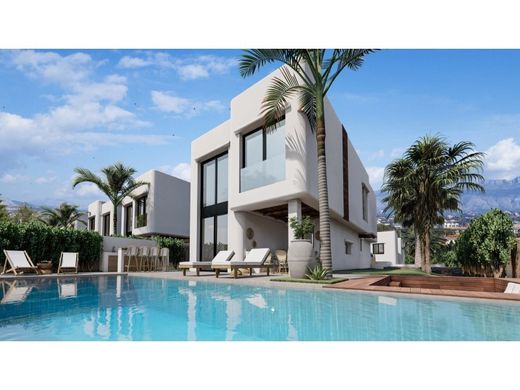 Villa in l'Alfàs del Pi, Alicante