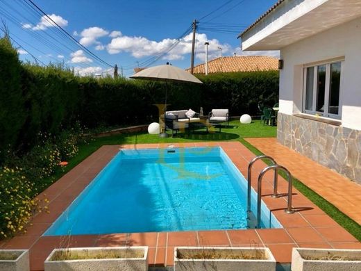 Chalet Pareado en Rubí, Provincia de Barcelona