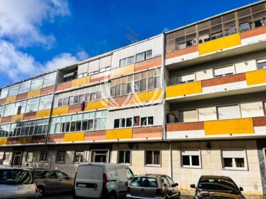 Complesso residenziale a Amadora, Lisbona