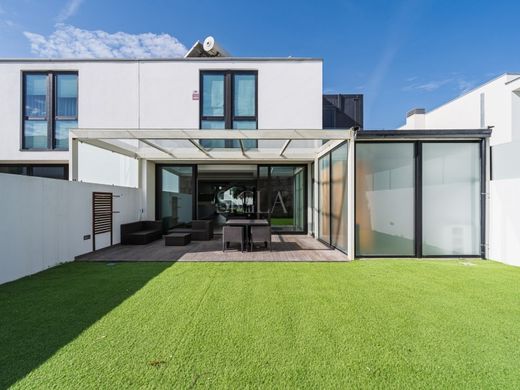 Casa de lujo en Vila Nova de Gaia, Oporto